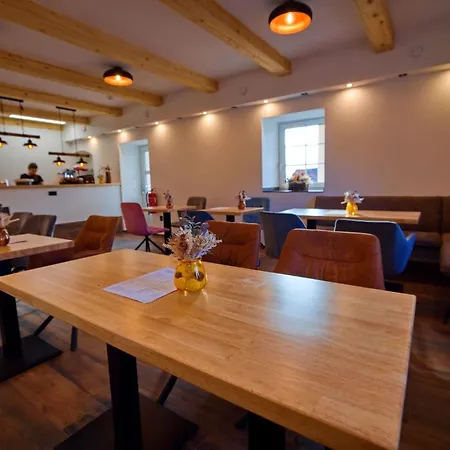 בית הארחה Pod Hazmburkem 3*