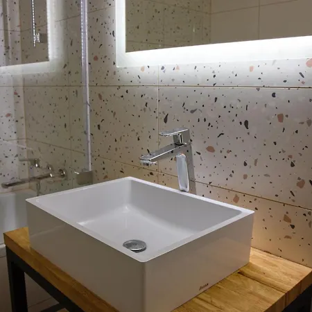 Pod Hazmburkem Penzion 3*