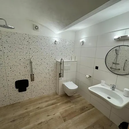 Pod Hazmburkem Gæstehus