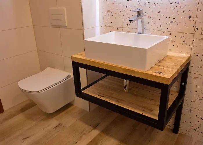 Pod Hazmburkem Klapy
